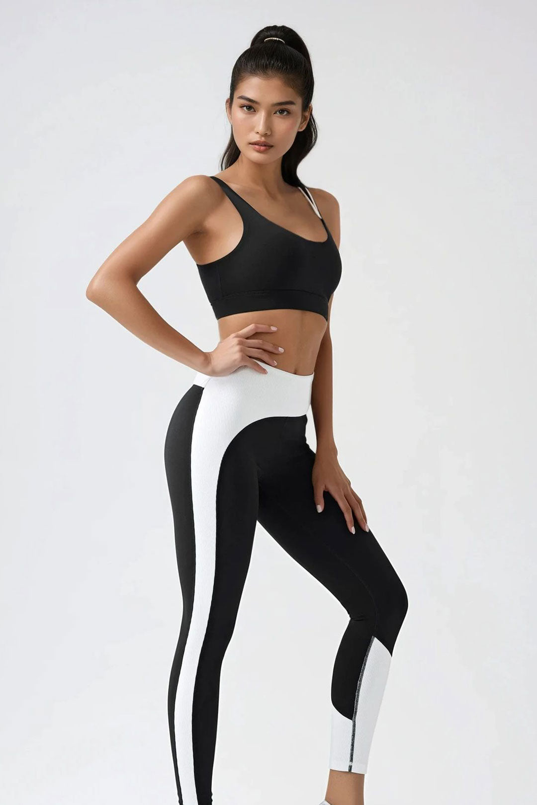 Kate Sports Bra