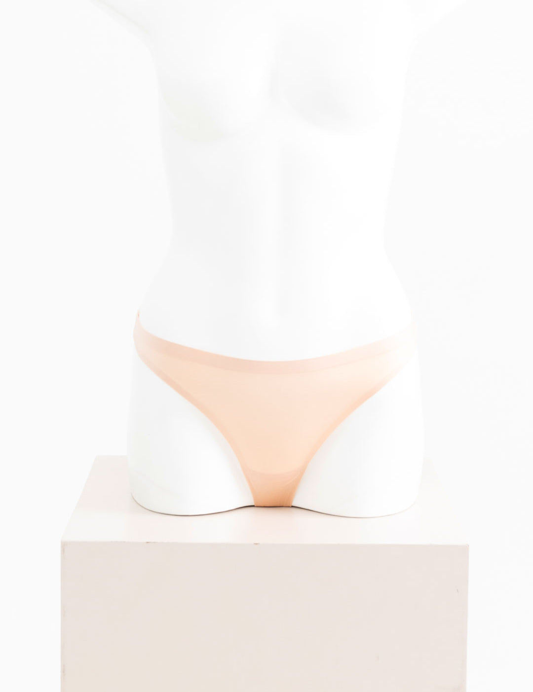 seamless-thongs-nude-1.jpg