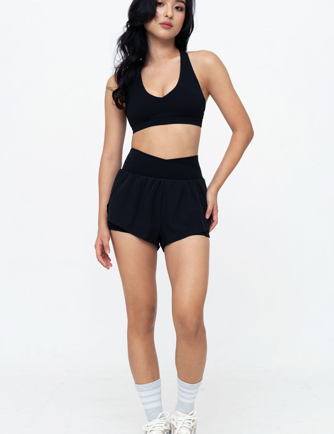 skip-sports-bra-black-2.jpg
