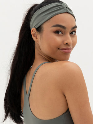Staple Non Slip Headband